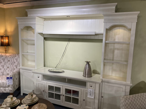 Parker Wall Unit