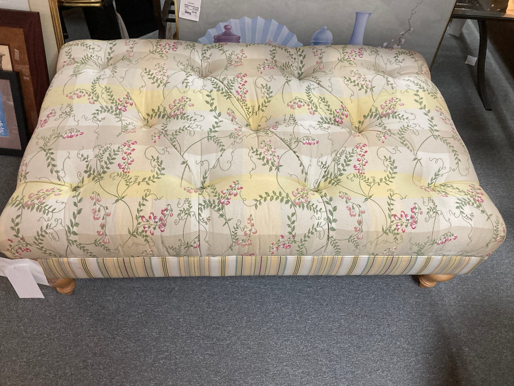 Cocktail Ottoman