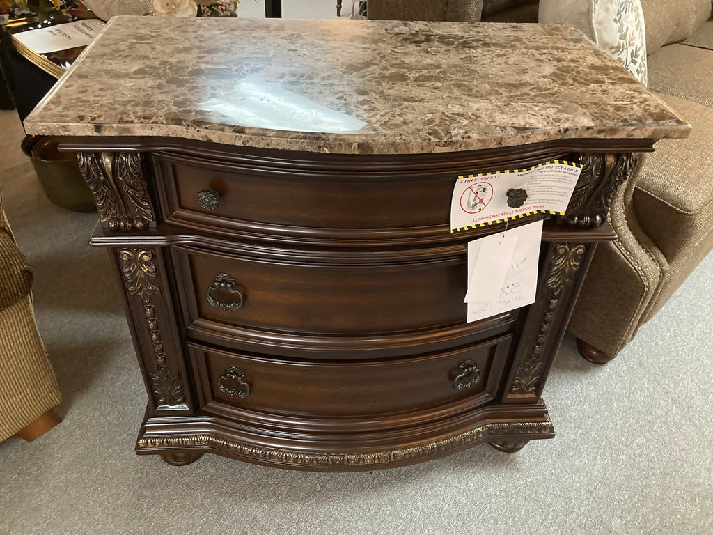 3-Drawer Night Stand