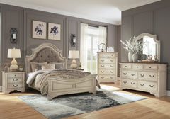 Realyn 7-Drawer Dresser and Mirror