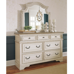 Realyn 7-Drawer Dresser and Mirror