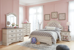 Realyn Youth Upholstered Full Bed