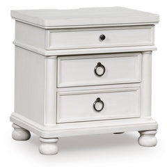 Rowlenstown 3-Drawer Nightstand in White
