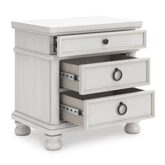 Rowlenstown 3-Drawer Nightstand in White