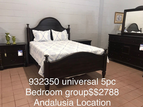 5-Piece Bedroom Group by Universal