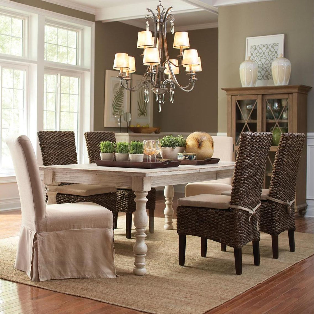 Aberdeen Dining Table and Chairs by Riverside Furniture