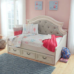 Realyn Twin Day Bed with Storage Drawer